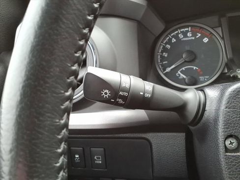 Used 2021 Toyota Tacoma TRD Off-Road w/ TRD Premium Off Road Package image 19