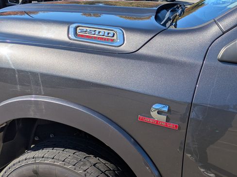 Used 2019 RAM 2500 Laramie image 12