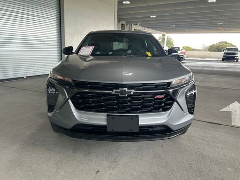 Used 2024 Chevrolet Trax RS w/ Driver Confidence Package image 8