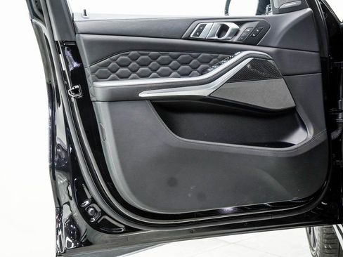 Used 2022 BMW X5 M Base w/ Competition Package 2 image 43