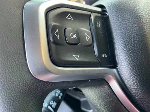 Used 2025 RAM 1500 Big Horn AWD/4WD image 23