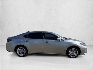 Used 2018 Lexus ES 350 w/ Accessory Package FWD video 4