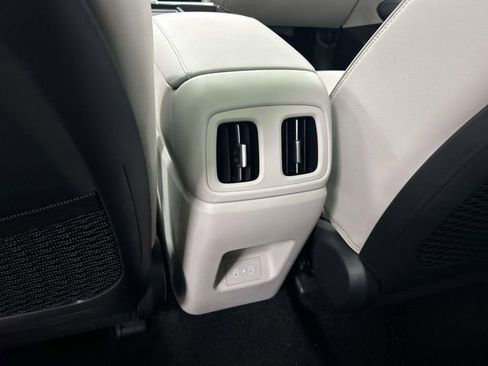New 2026 Hyundai Tucson Limited FWD image 25
