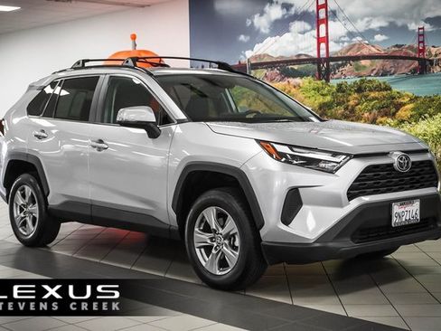Used 2024 Toyota RAV4 XLE image 1