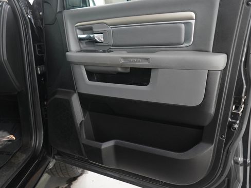 Used 2016 RAM 1500 Big Horn AWD/4WD image 9