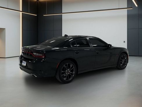 Used 2023 Dodge Charger SXT RWD image 6