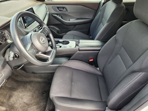 Used 2023 Nissan Rogue S image 13