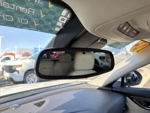 Used 2022 Buick Envision Essence w/ Safety Package FWD image 27