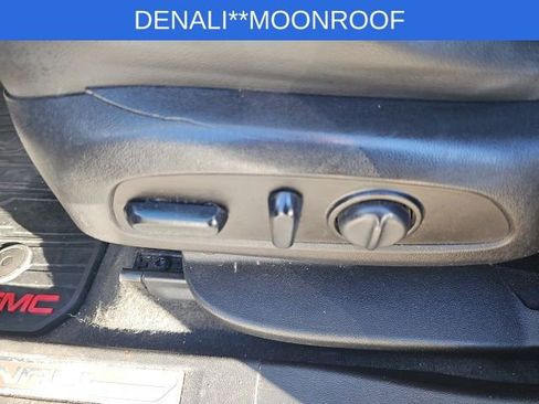 Used 2019 GMC Acadia Denali image 37