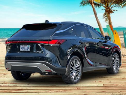 Used 2025 Lexus RX 450h AWD w/ Convenience Package image 6