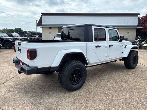New 2026 Jeep Gladiator Sport AWD/4WD image 5