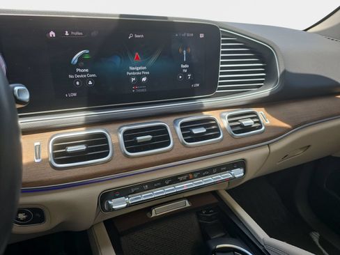 Used 2020 Mercedes-Benz GLE 350 4MATIC image 17