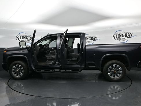 Used 2024 Chevrolet Silverado 2500 Custom w/ Custom Convenience Package AWD/4WD image 37
