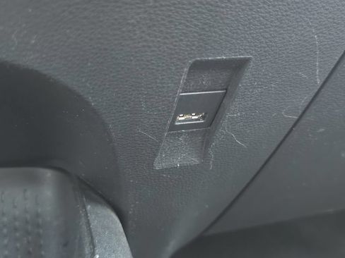 Certified 2022 Toyota Corolla LE FWD image 27