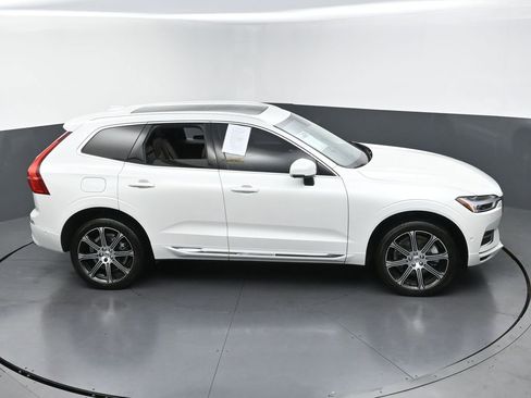 Used 2019 Volvo XC60 T8 Inscription w/ Advanced Package image 43