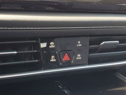 New 2026 Volkswagen Atlas Cross Sport SE image 29