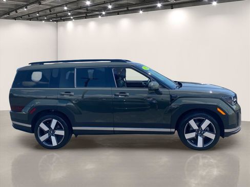 Used 2024 Hyundai Santa Fe Limited AWD/4WD image 8