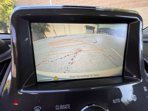 Used 2015 Chevrolet Volt Premium w/ Premium Trim Package FWD image 12