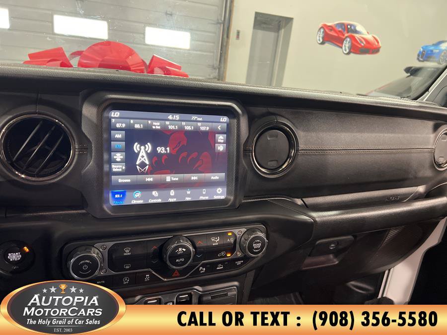 Used 2021 Jeep Wrangler Unlimited Sahara AWD/4WD image 27