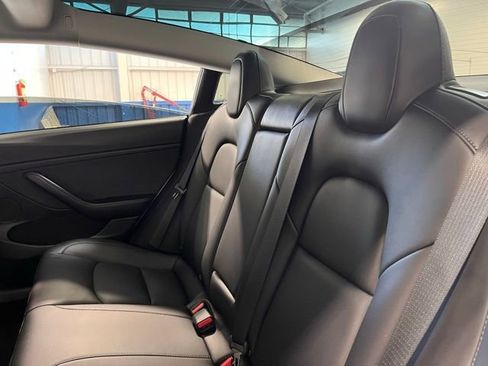 Used 2022 Tesla Model 3 Long Range image 18