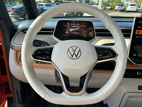 Used 2025 Volkswagen ID. Buzz 1st Edition AWD/4WD image 24