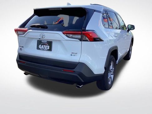 Used 2025 Toyota RAV4 XLE AWD/4WD image 10