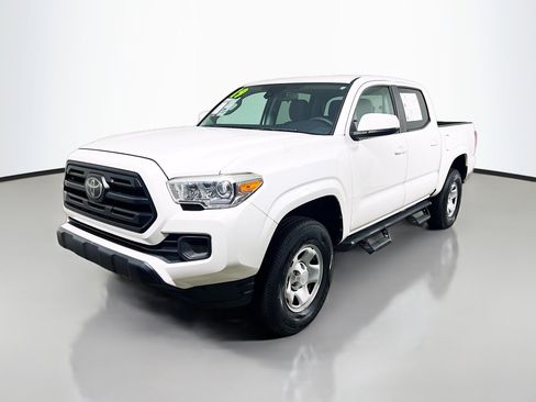 Used 2019 Toyota Tacoma SR w/ SR Convenience Package RWD image 10