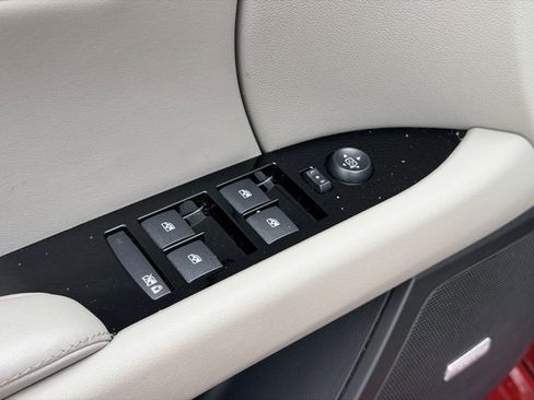 Used 2013 Cadillac XTS Luxury w/ Driver Awareness Package image 20