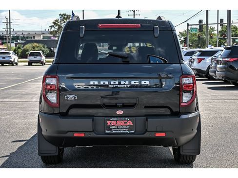 Used 2023 Ford Bronco Sport Outer Banks w/ Tech Package AWD/4WD image 9