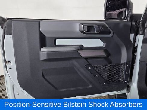 Used 2022 Ford Bronco Black Diamond w/ Sasquatch Package image 14