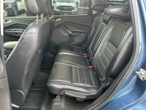 Used 2018 Ford Escape Titanium w/ Ford Safe & Smart Package image 8