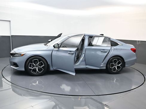 Used 2022 Honda Accord Sport image 30