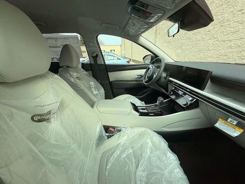 New 2026 Hyundai Tucson SEL image 9