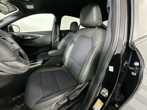 Used 2026 Buick Envista Preferred FWD image 11