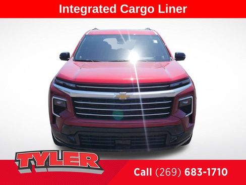 New 2026 Chevrolet Traverse High Country w/ LPO, Floor Liner Package AWD/4WD image 2