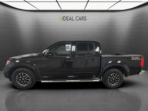 Used 2016 Nissan Frontier SV RWD image 8