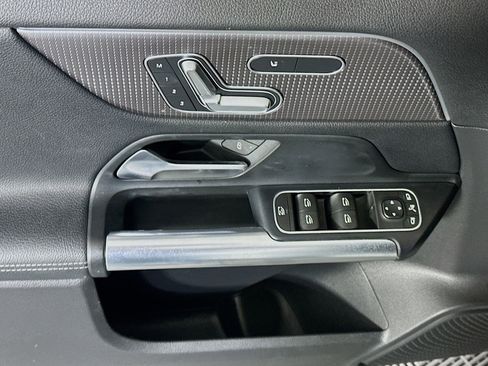 Used 2022 Mercedes-Benz GLA 250 image 15