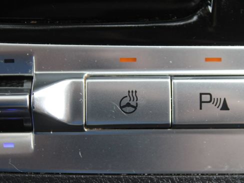 Used 2023 Kia Carnival SX Prestige FWD image 49