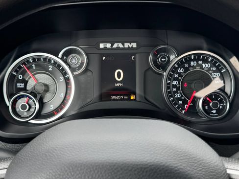 Used 2024 RAM 2500 Tradesman AWD/4WD image 21