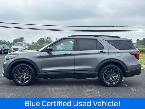 Certified 2025 Ford Explorer ST-Line w/ Premium Package AWD/4WD image 5