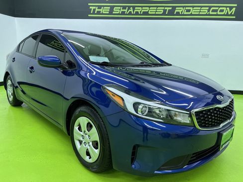 Used 2018 Kia Forte LX FWD image 2