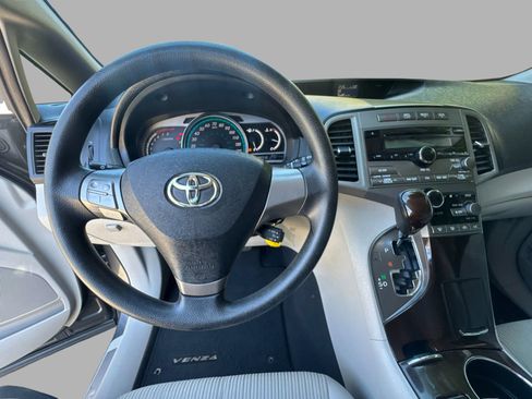 Used 2009 Toyota Venza FWD image 21