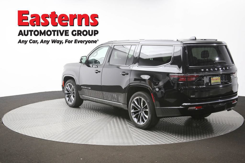 Used 2024 Jeep Wagoneer Series III w/ Premium Group I AWD/4WD image 72