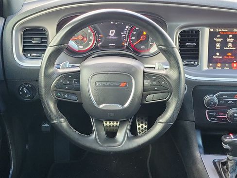 Used 2022 Dodge Charger R/T w/ Blacktop Package RWD image 19