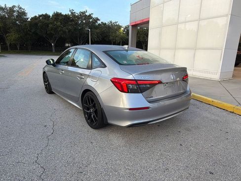 Used 2024 Honda Civic Sport image 4