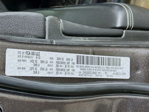 Used 2015 Jeep Grand Cherokee Limited image 12