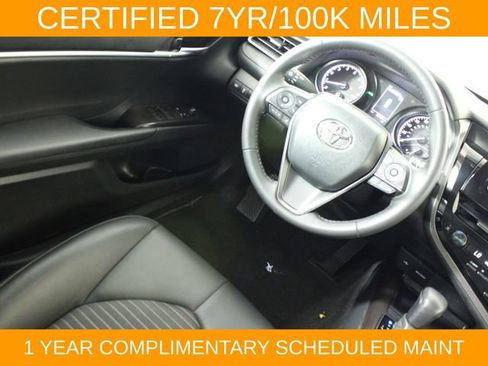 Used 2024 Toyota Camry SE w/ Convenience Package FWD image 18