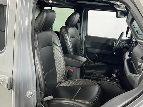 Used 2023 Jeep Wrangler High Altitude image 33