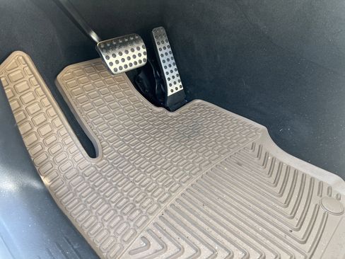 Used 2025 Mercedes-Benz GLS 450 450 image 17