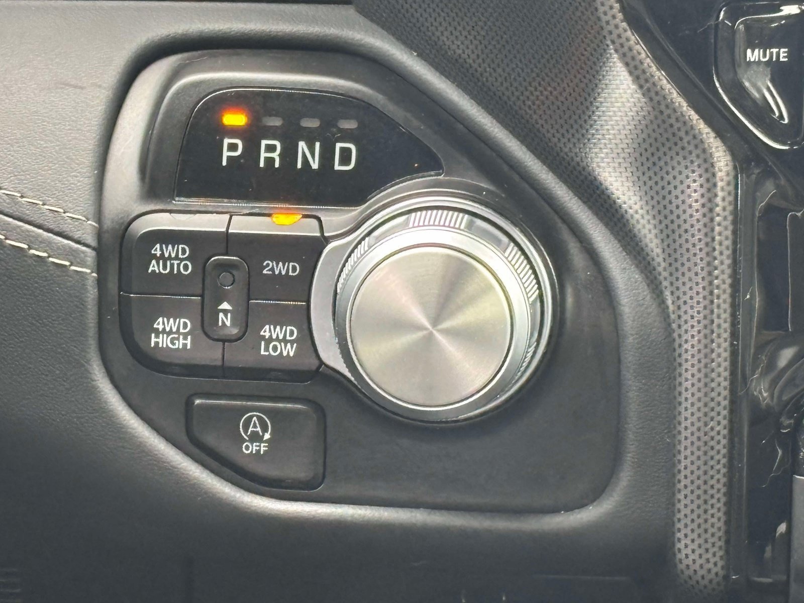 Used 2024 RAM 1500 Limited AWD/4WD image 27